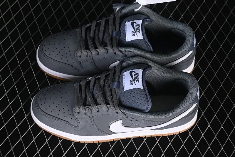 All categories Nk SB Dunk series Nk SB Dunk Low low-top sneakers Nike SB Dunk Low suede gray raw rubber SB low-top casual sneakers FZ1287-300